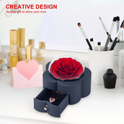 Preserved rose in gift box with necklace