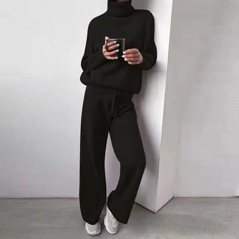 Women's two-piece knit lounge set