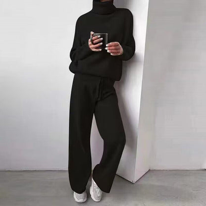 Women's two-piece knit lounge set
